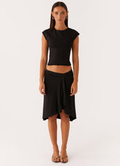 Shes A Lady Top - Black